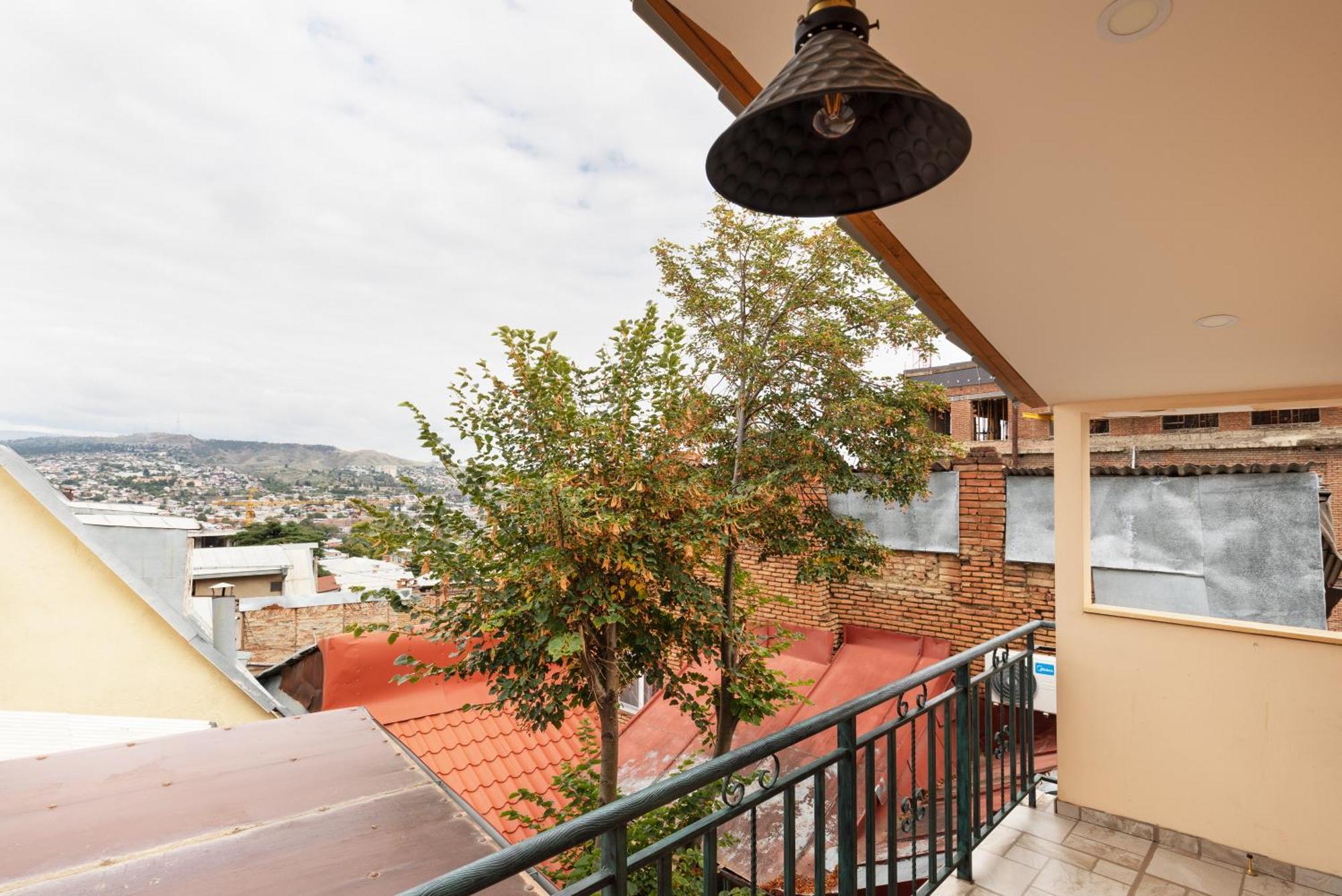 Apartments With Wine Cellar In Old Tbilisi Exterior foto